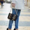 Alaya leopard es un bolso bandolera by blover