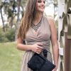 Inga es un bolso blover ideal como cartera de mano de mujer